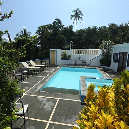 Guindulman Bay Tourist Inn מראה חיצוני תמונה