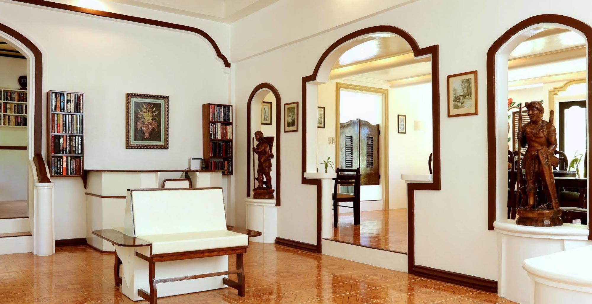 Guindulman Bay Tourist Inn מראה חיצוני תמונה