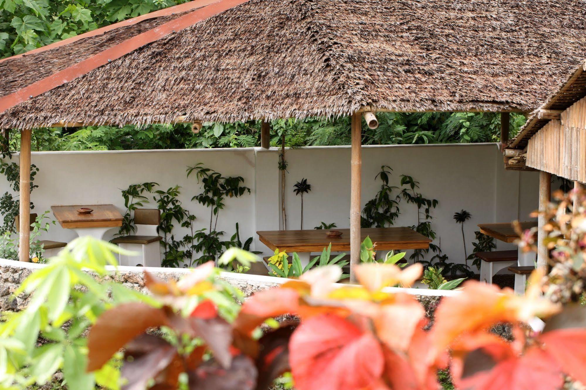 Guindulman Bay Tourist Inn מראה חיצוני תמונה