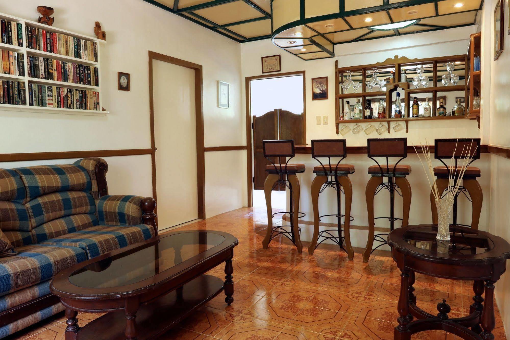 Guindulman Bay Tourist Inn מראה חיצוני תמונה